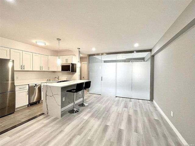 Apartment 6