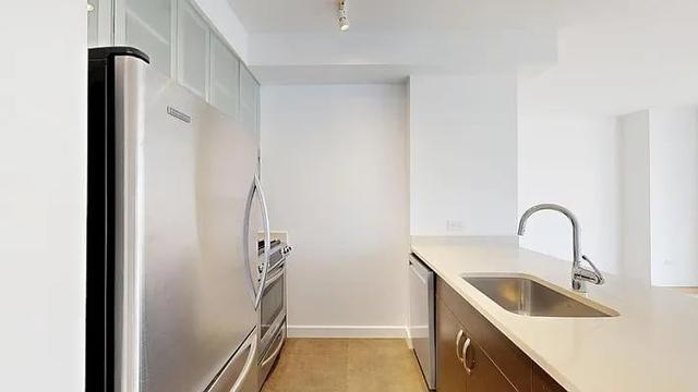 Apartment 16