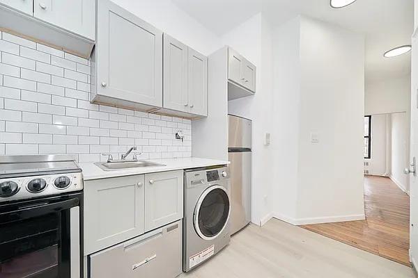 Apartment 15