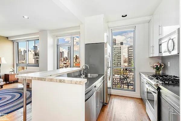 Apartment 14