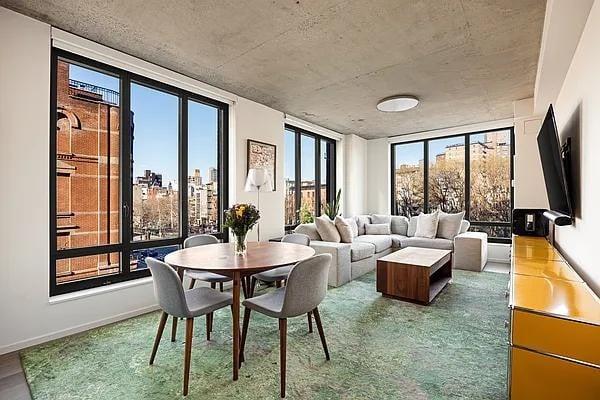Apartment 16